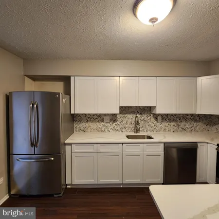 $2,975 | 201 Williamsburg Court, Marlton, NJ 08053