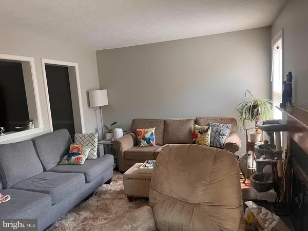 $2,975 | 201 Williamsburg Court, Marlton, NJ 08053