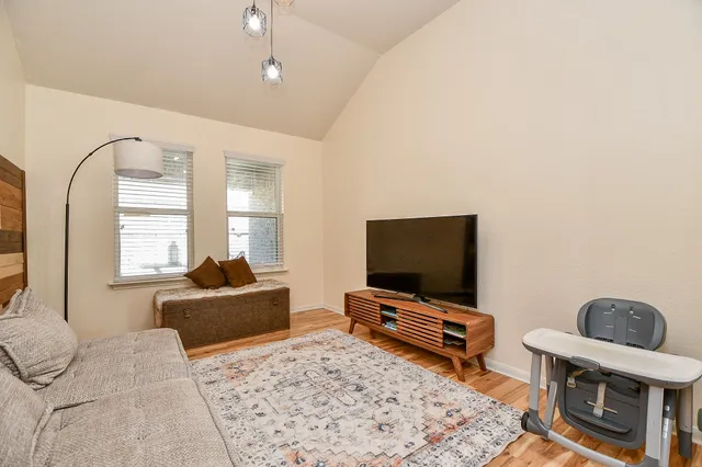 $2,300 | 15462 Signal Ridge Way, Cypress, TX 77429