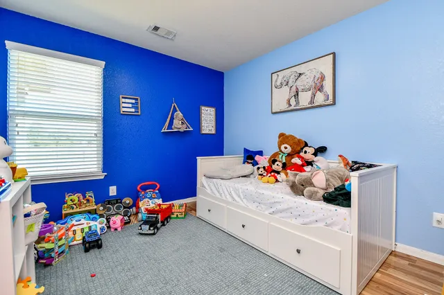 $2,300 | 15462 Signal Ridge Way, Cypress, TX 77429