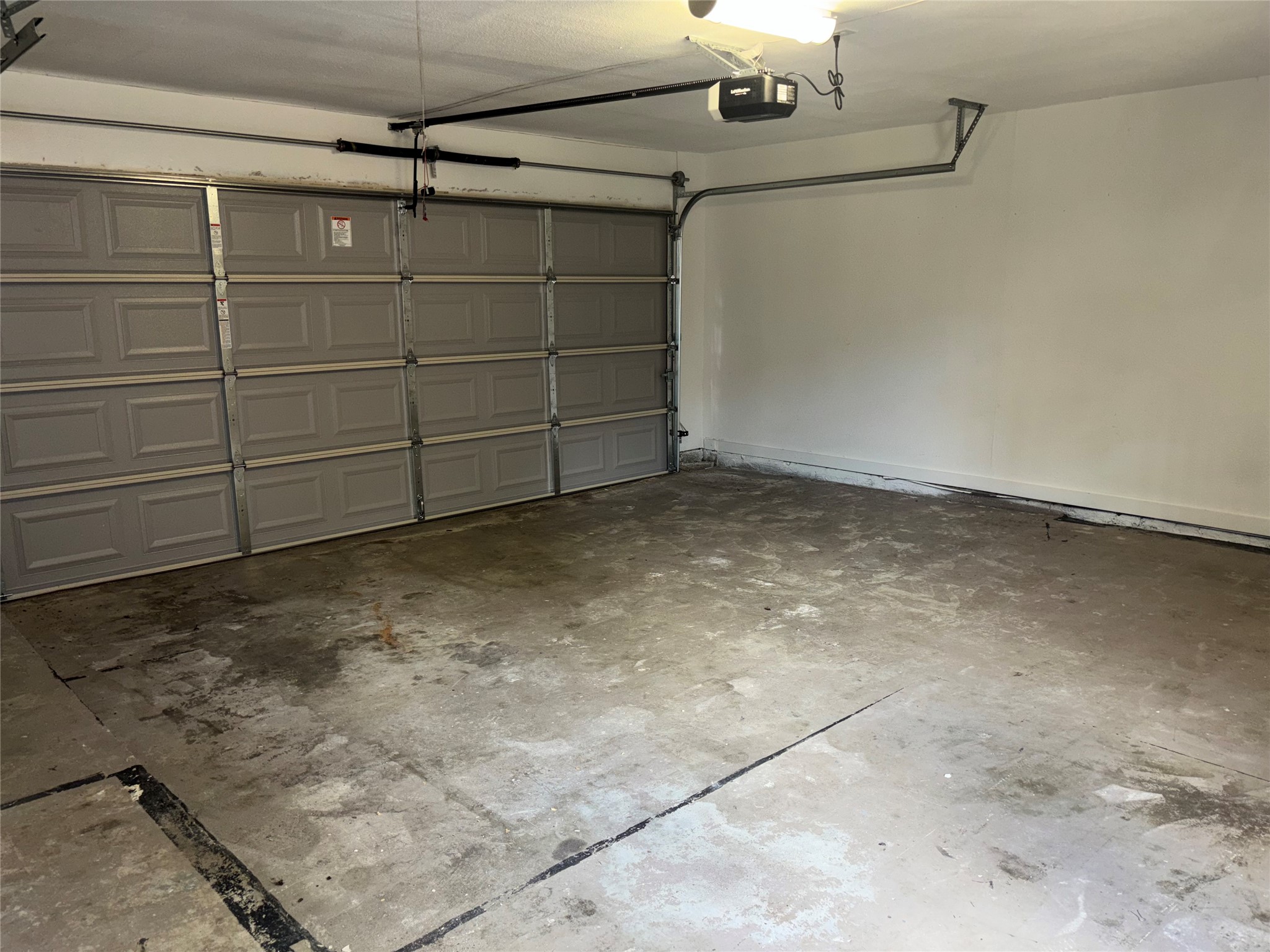 22707 Cranberry Trail Spring, TX 77373 - Photo 19 of 19 2 car garage