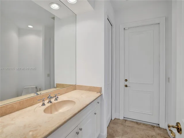 $10,000 | 16291 Bristol Pointe Drive, Delray Beach, FL 33446