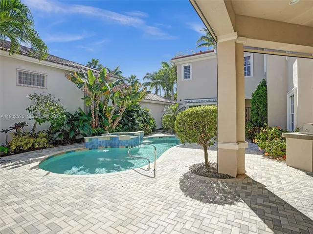 $10,000 | 16291 Bristol Pointe Drive, Delray Beach, FL 33446