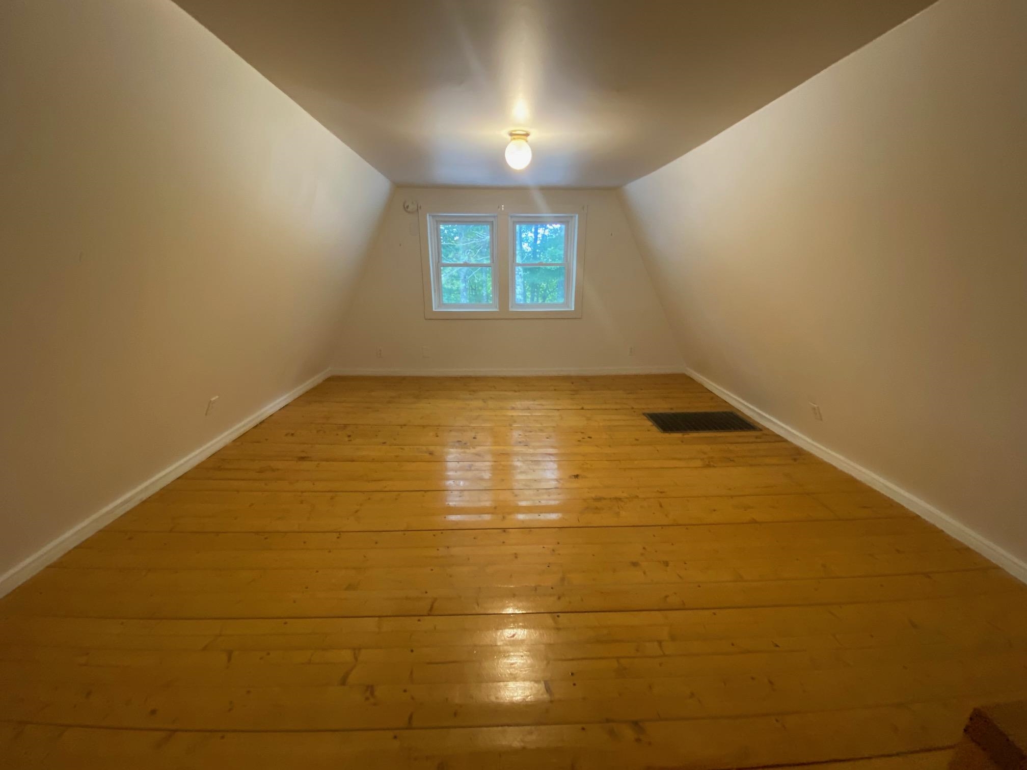 3235 East Hill Road Plainfield, VT 05667 - Photo 11 of 35