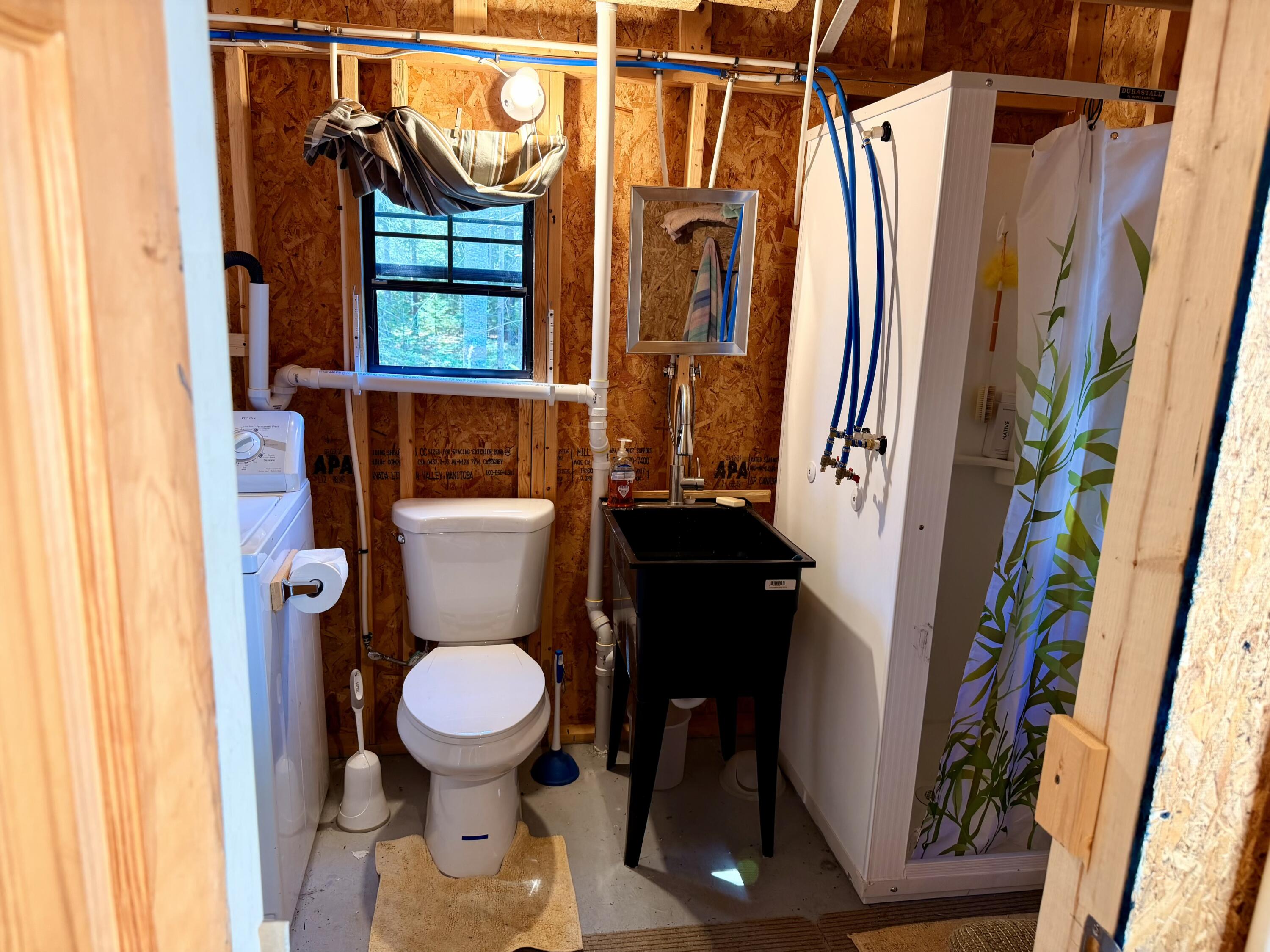 15 Eagle Point Road Trenton, ME 04605 - Photo 4 of 22 Bathroom