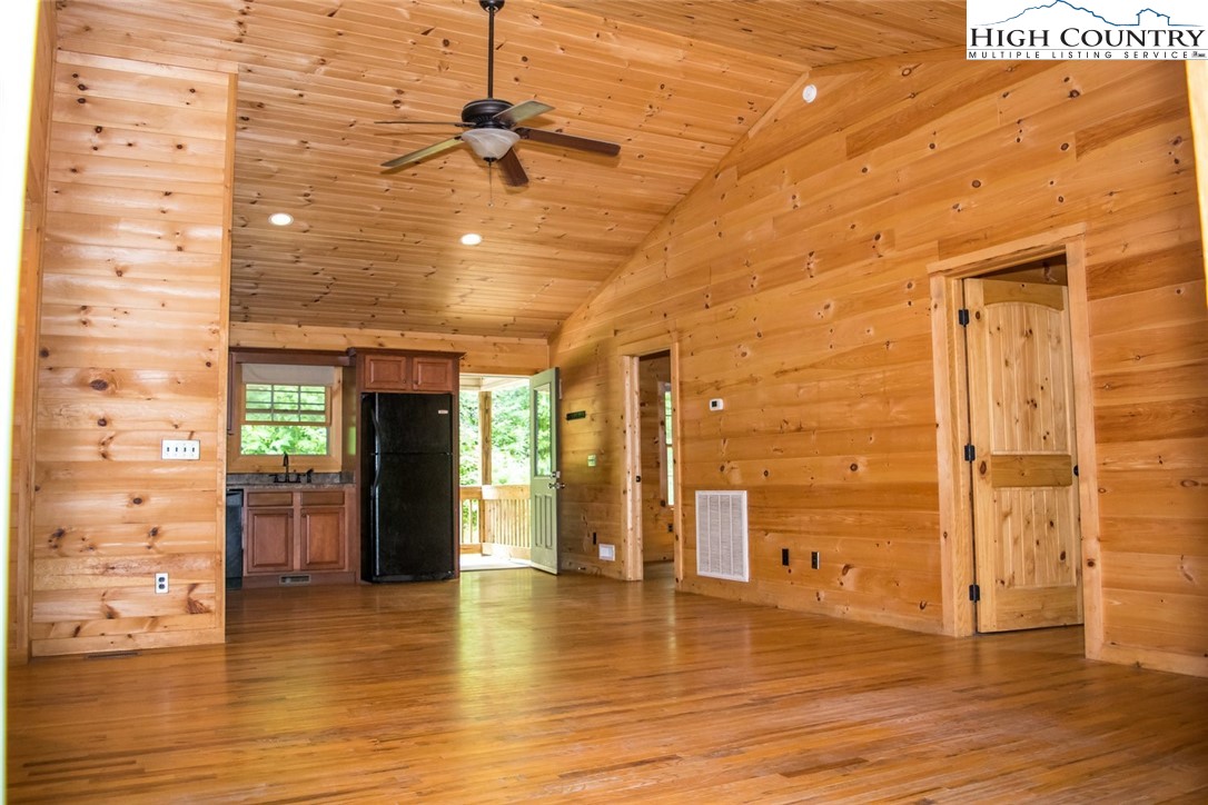 756 Deck Hill Road Boone, NC 28607 - Photo 5 of 29