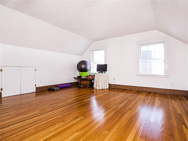 36 Foxcroft Road Winchester, MA 01890 - Photo 12 of 17 Gallery Image 12