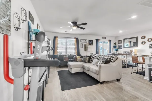 $235,000 | 1128 South Norwhich Lane, Spartanburg, SC 29301