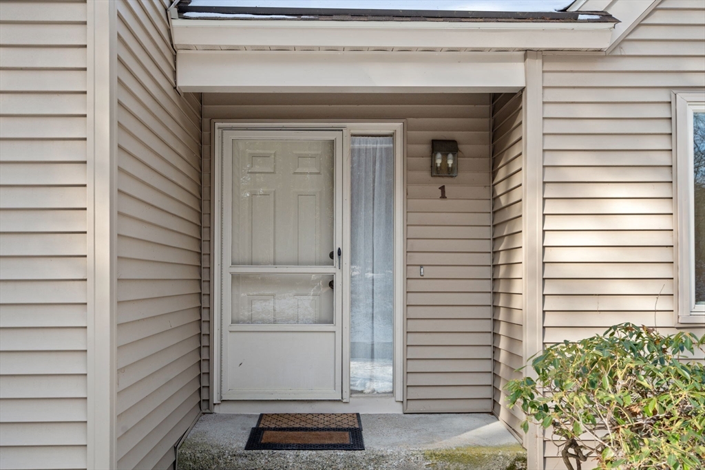 1 Turkey Hill Road, Unit 1 Wayland, MA 01778 - Photo 3 of 21 Gallery Image 3