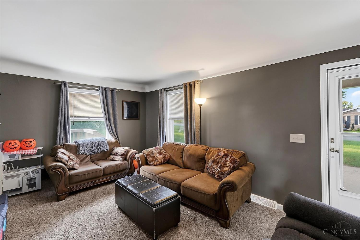 3678 Paramount Ridge Lane Cincinnati, OH 45247 - Photo 18 of 48 Gallery Image 18