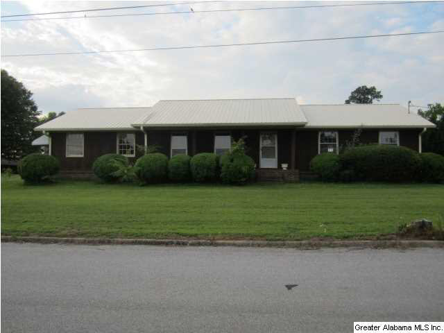 104 Spring Hill Drive Roanoke, AL 36274 - Photo 1 of 13