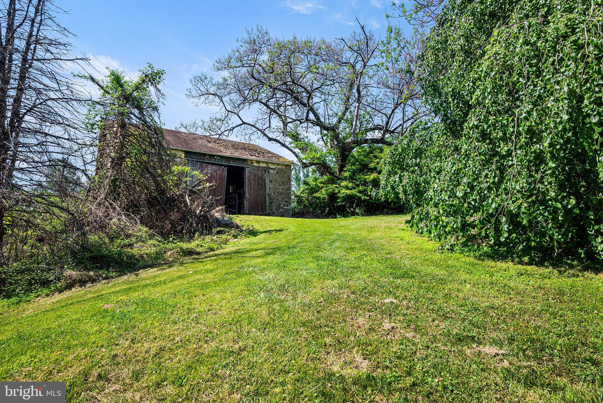 1383 Hickory Hill Road Chadds Ford, PA 19317 - Photo 6 of 27