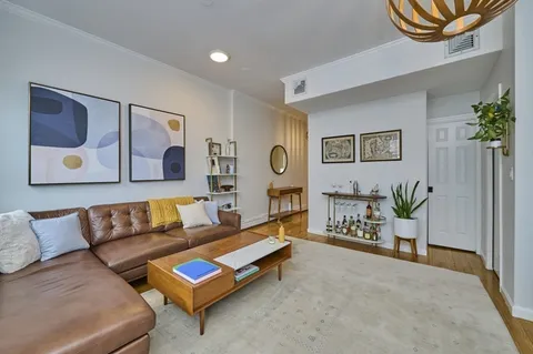 $1,125,000 | 213 Green Street, Unit 2, Cambridge, MA 02139