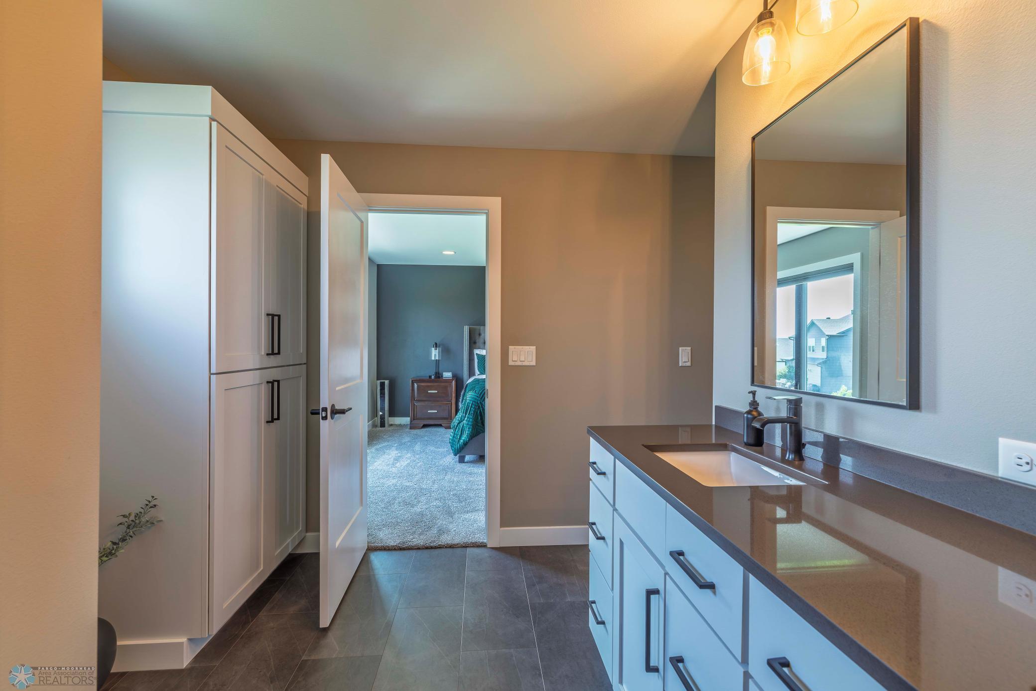 5606 43rd Street South Fargo, ND 58104 - Photo 20 of 39