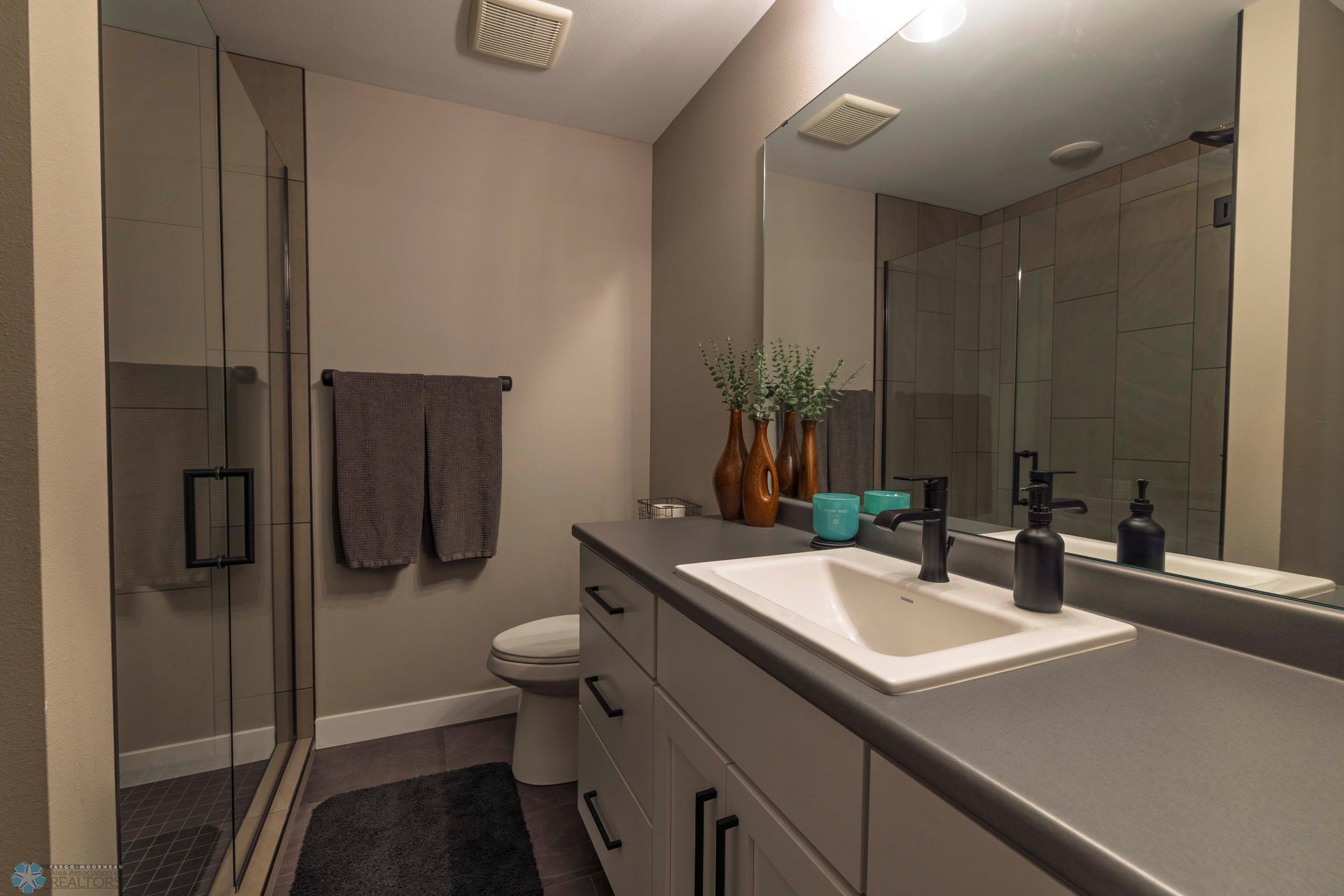 5606 43rd Street South Fargo, ND 58104 - Photo 26 of 39