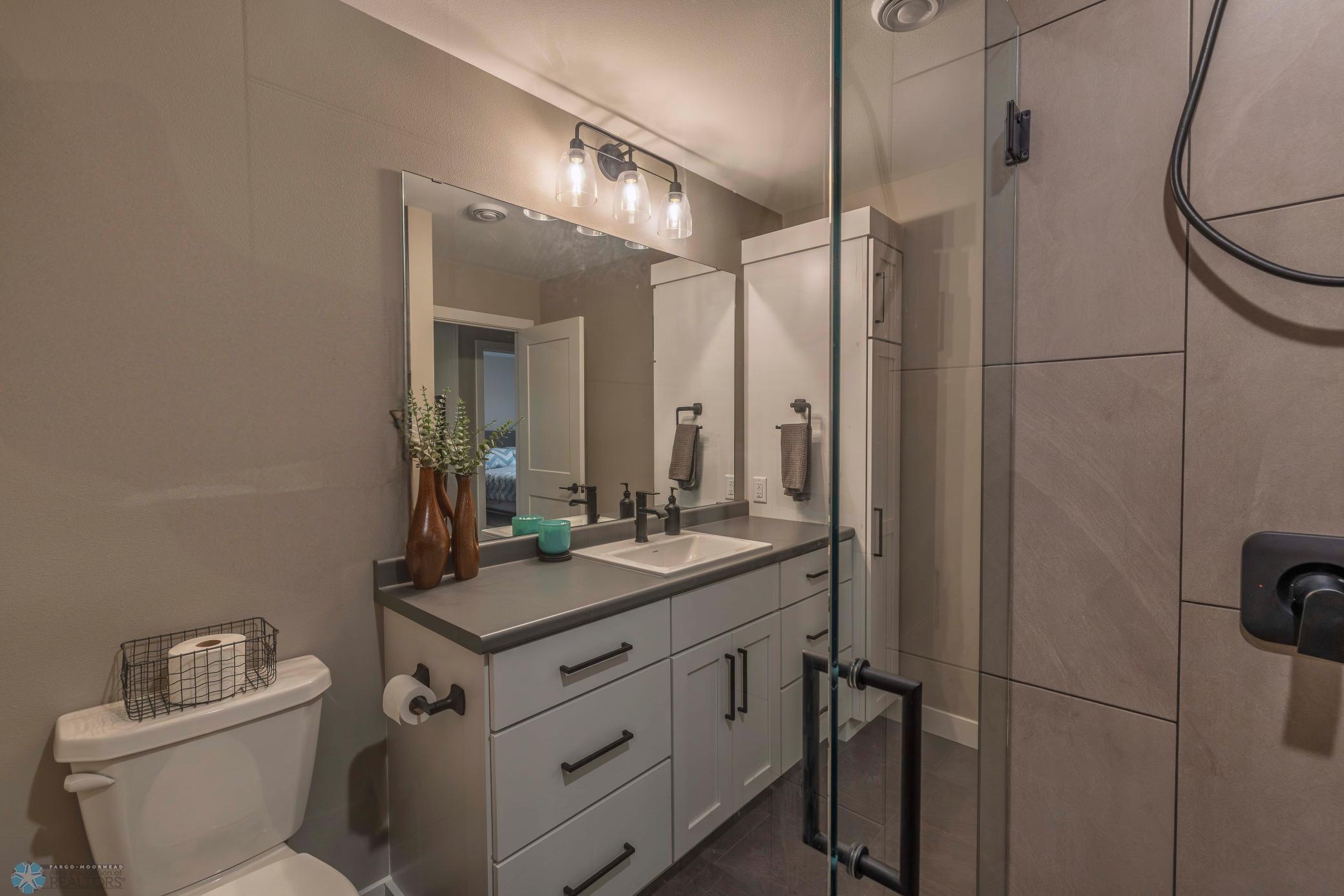 5606 43rd Street South Fargo, ND 58104 - Photo 27 of 39