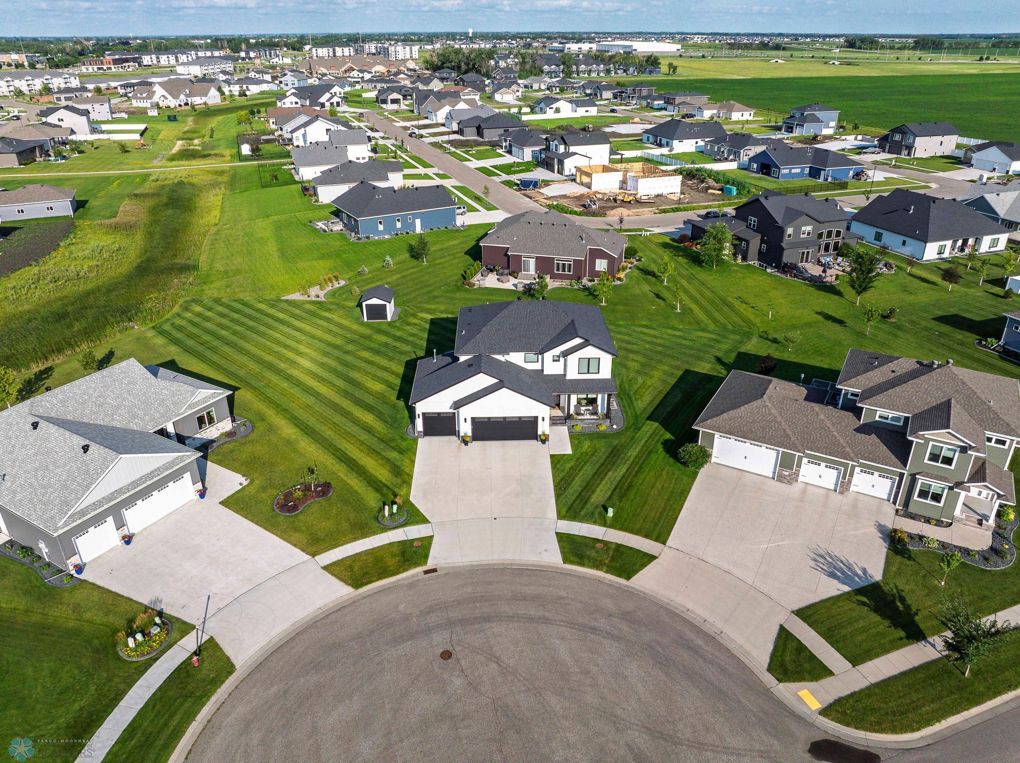 5606 43rd Street South Fargo, ND 58104 - Photo 37 of 39