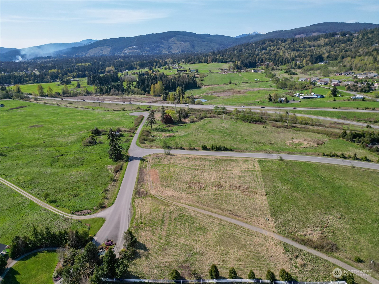 9999 Lofgrin Road Sequim, WA 98382 - Photo 4 of 36