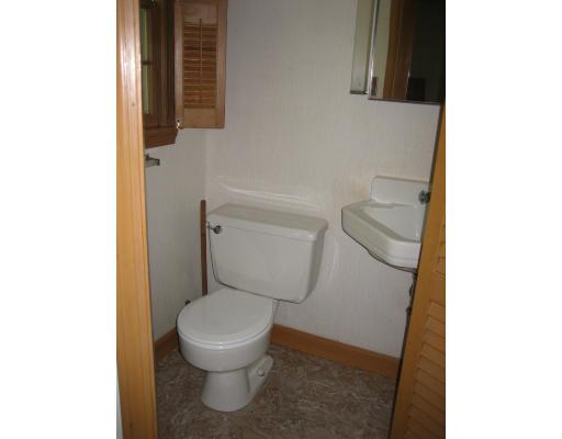11 Hitchinpost Road Chelmsford, MA 01824 - Photo 11 of 13 Gallery Image 11