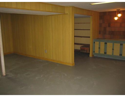 11 Hitchinpost Road Chelmsford, MA 01824 - Photo 13 of 13 Gallery Image 13
