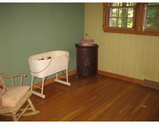 11 Hitchinpost Road Chelmsford, MA 01824 - Photo 10 of 13 Gallery Image 10