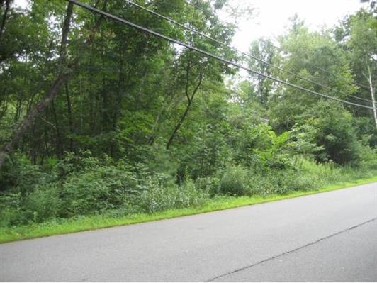 117 North Shore Road Derry, NH 03038 - Photo 1 of 4