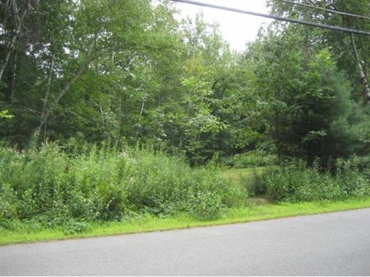 117 North Shore Road Derry, NH 03038 - Photo 3 of 4