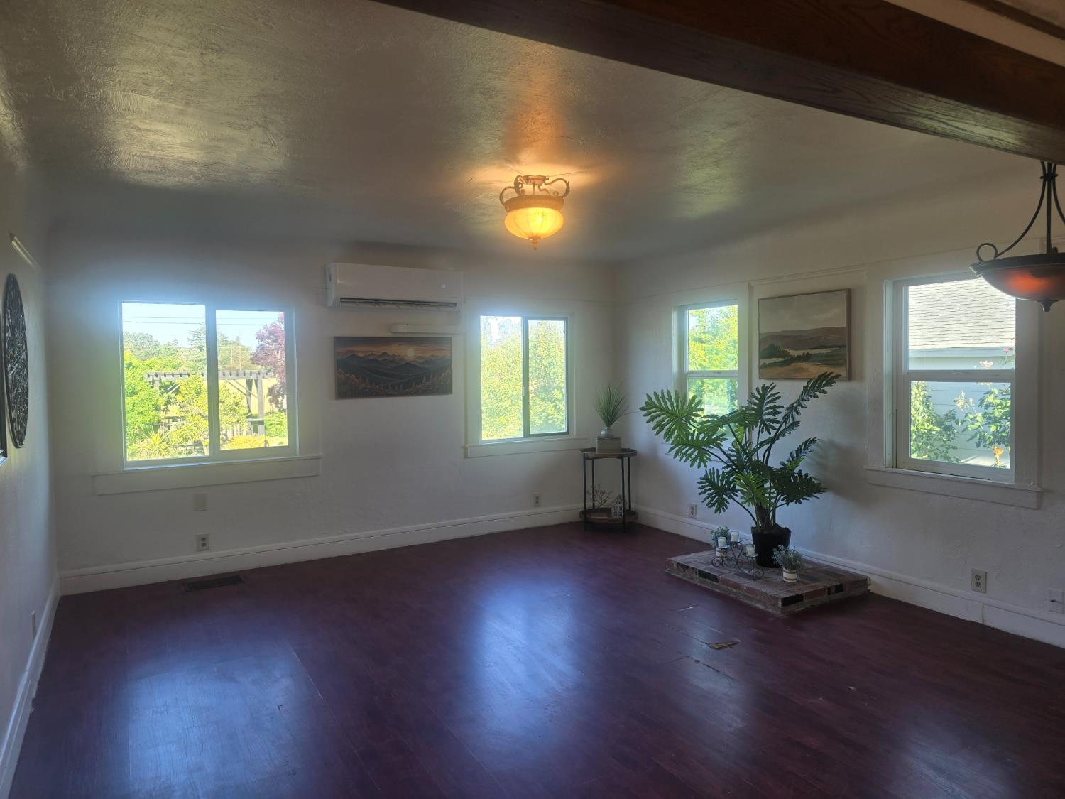 5206 East Jahant Road Acampo, CA 95220 - Photo 50 of 67 Living room