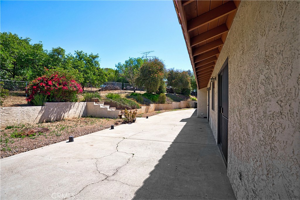 8258 Via Urner Way Bonsall, CA 92003 - Photo 35 of 49