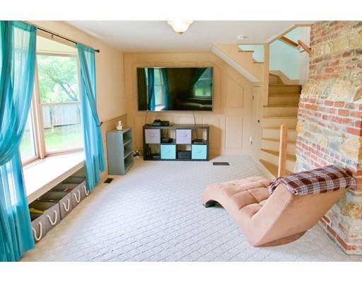 202 Rice Corner Road Brookfield, MA 01506 - Photo 10 of 31