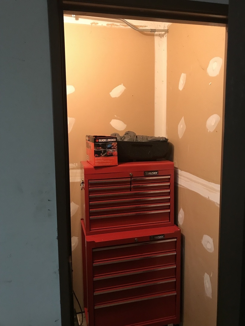 40 North Victoria Lane, Unit C Streamwood, IL 60107 - Photo 8 of 10