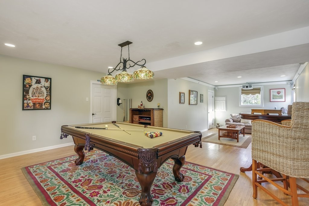 18 Spring Valley Road Hull, MA 02045 - Photo 25 of 30 a view of a dining room with furniture