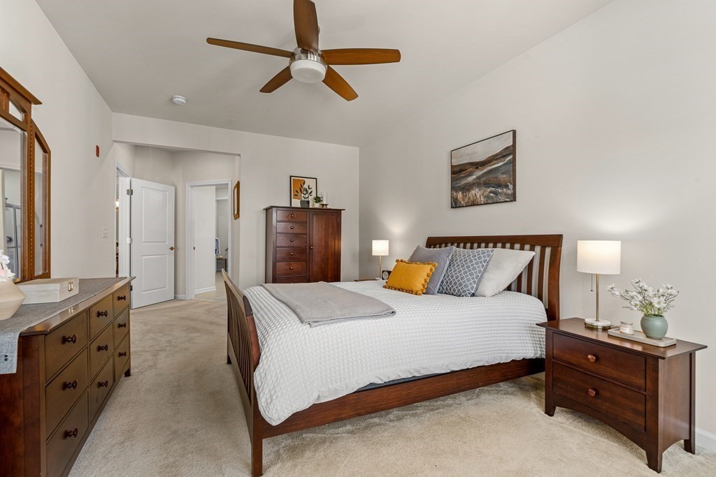 36 Abigail Way, Unit 3009 Reading, MA 01867 - Photo 20 of 36 a bedroom with bed and window