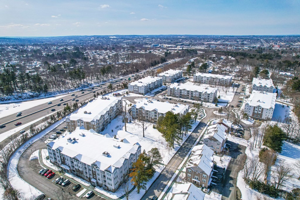36 Abigail Way, Unit 3009 Reading, MA 01867 - Photo 33 of 36 an aerial view of a building with a city view