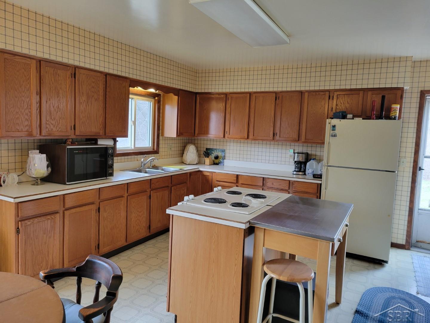 6760 South Fordney Road St. Charles, MI 48655 - Photo 4 of 15 50105937-3.JPG