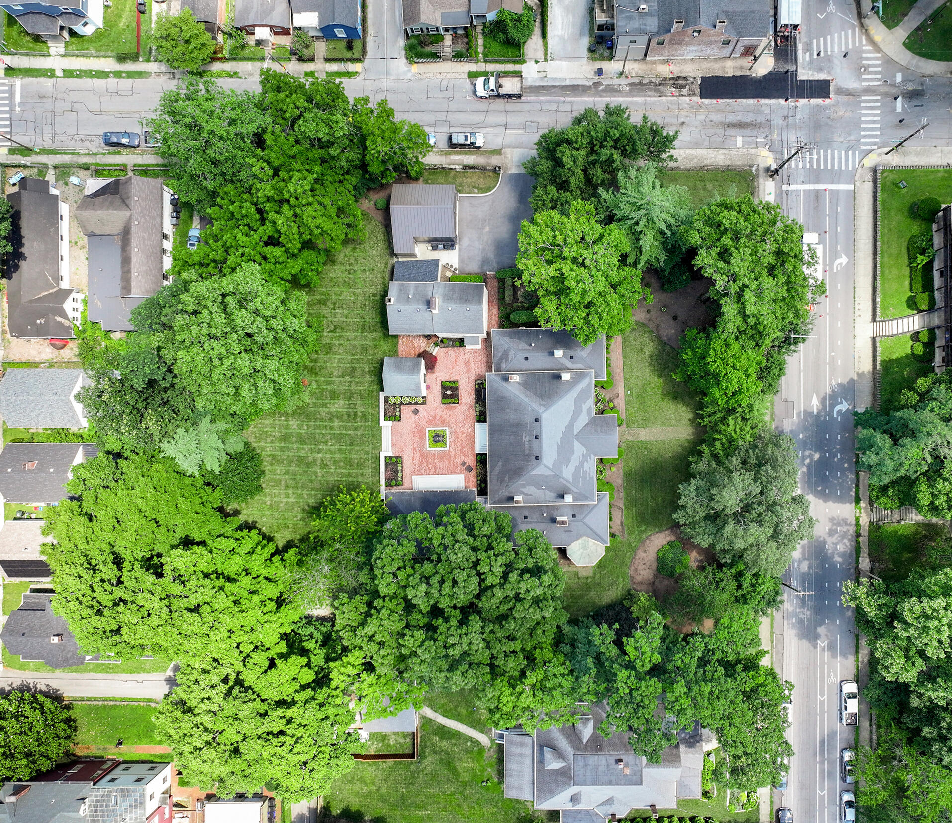461 North Limestone Lexington, KY 40508 - Photo 105 of 112 DJI_20250702125500_0643_D