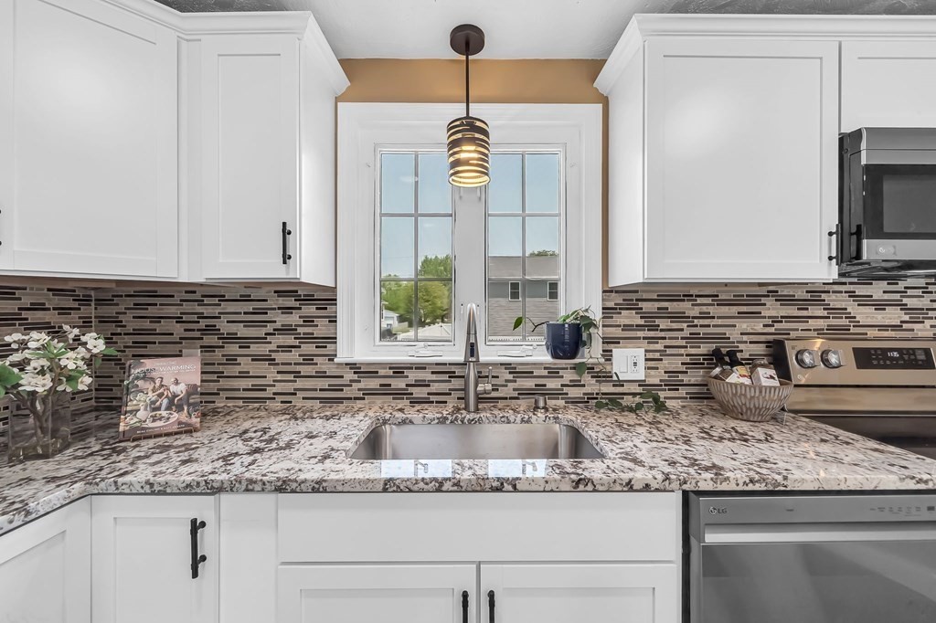 58 Silvin Road Chicopee, MA 01013 - Photo 1 of 20 Gallery Image 1