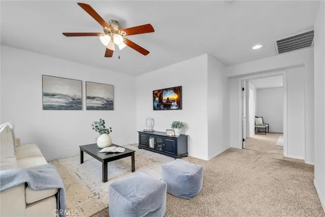 $499,900 | 8424 Hoover Court, Oak Hills, CA 92344