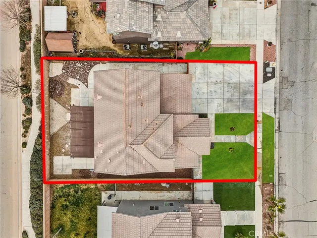 $499,900 | 8424 Hoover Court, Oak Hills, CA 92344