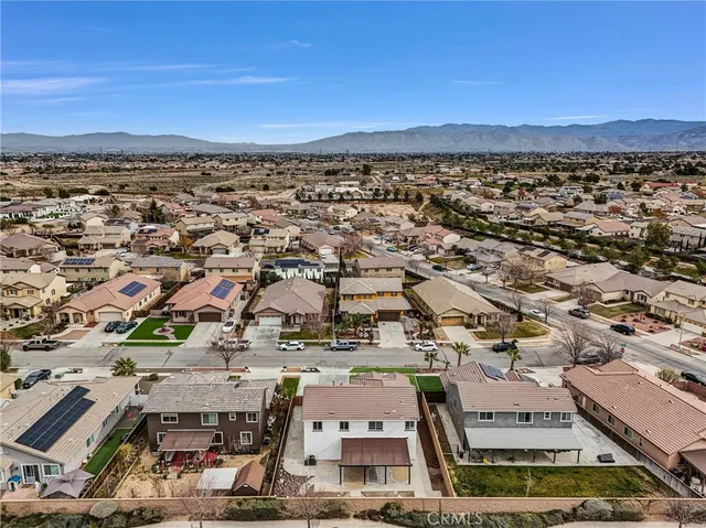 $499,900 | 8424 Hoover Court, Oak Hills, CA 92344