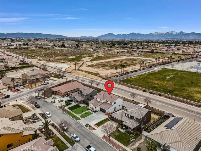 $499,900 | 8424 Hoover Court, Oak Hills, CA 92344