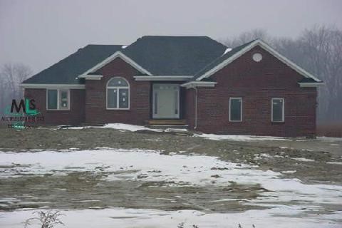 79223 Capac Road Armada, MI 48005 - Photo 1 of 9 807683.JPG