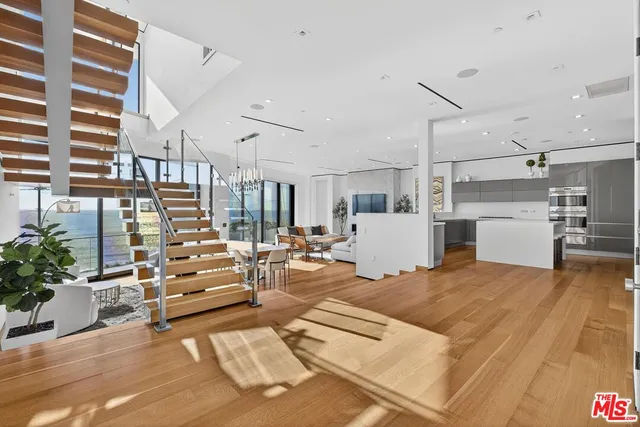 $15,000 | 17816 Porto Marina Way, Pacific Palisades, CA 90272