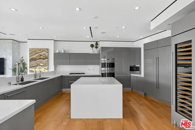 $15,000 | 17816 Porto Marina Way, Pacific Palisades, CA 90272