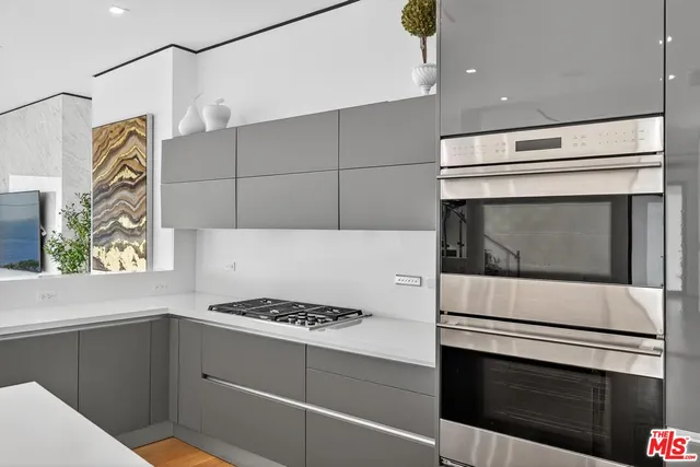 $15,000 | 17816 Porto Marina Way, Pacific Palisades, CA 90272