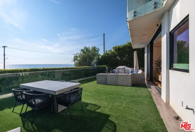 $15,000 | 17816 Porto Marina Way, Pacific Palisades, CA 90272