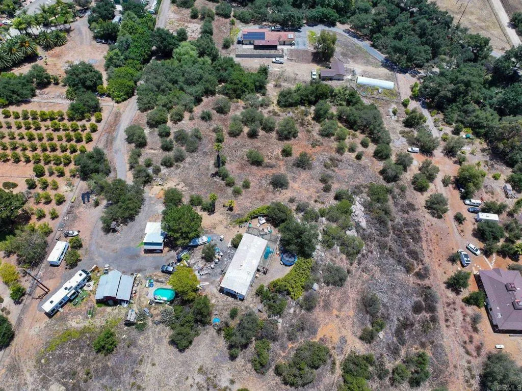 15705 Mactan Road Valley Center, CA 92082 - Photo 2 of 9