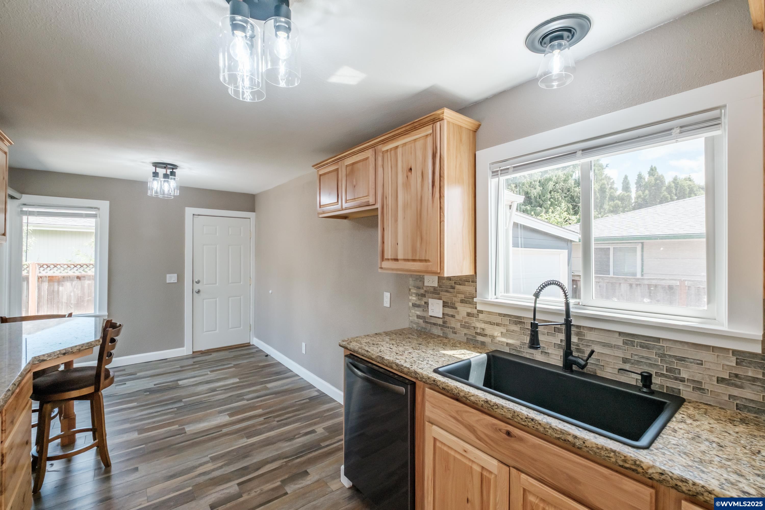 4724 Homer Road Northeast Salem, OR 97305 - Photo 36 of 48 Gallery Image 36