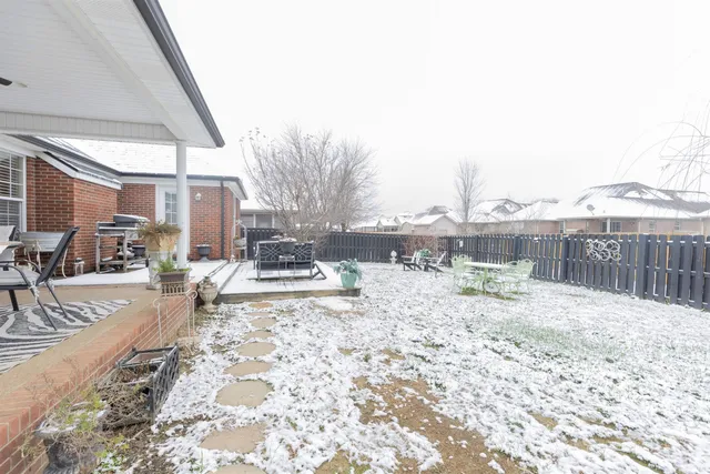 $434,999 | 2904 Laura Lynn Lane, Newburgh, IN 47630