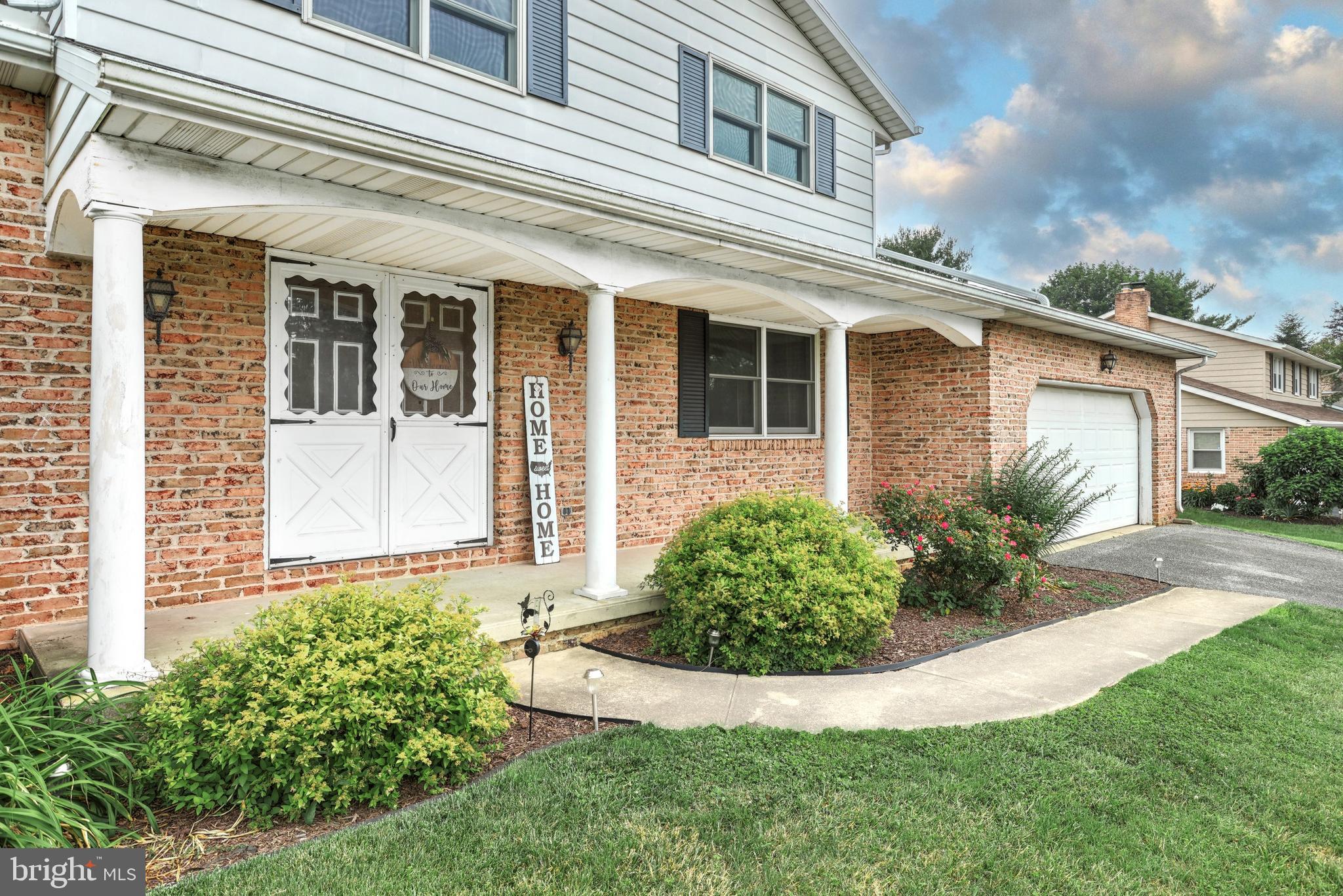 170 Margate Road York, PA 17408 - Photo 2 of 39